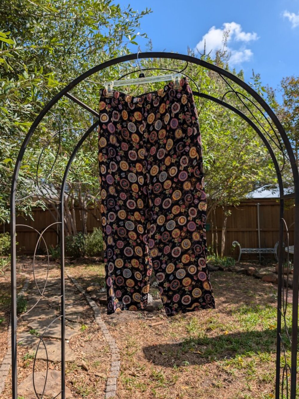 Vintage 90s f.l. malik Black Rayon Teacup Floral Print Pull On Pants M USA